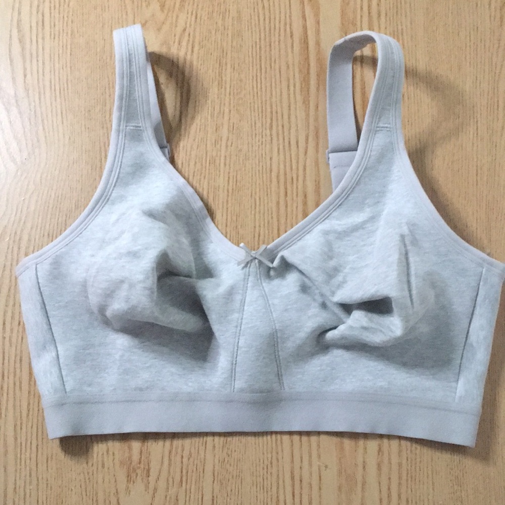 New Women’s Fruit 🍉 of the Loom Fit for Me Light Gray Bra Wide Straps Size 38G